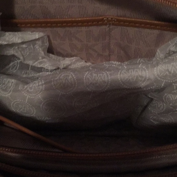 Michael Kors Emry Tote and Wristlet - Picture 2 of 7